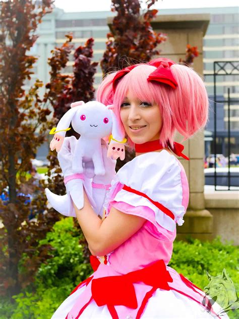cosplay videos .